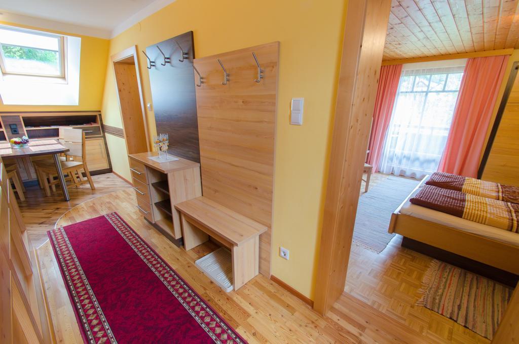 Ferienwohnung Bliem Санкт-Міхель-ім-Лунгау Номер фото